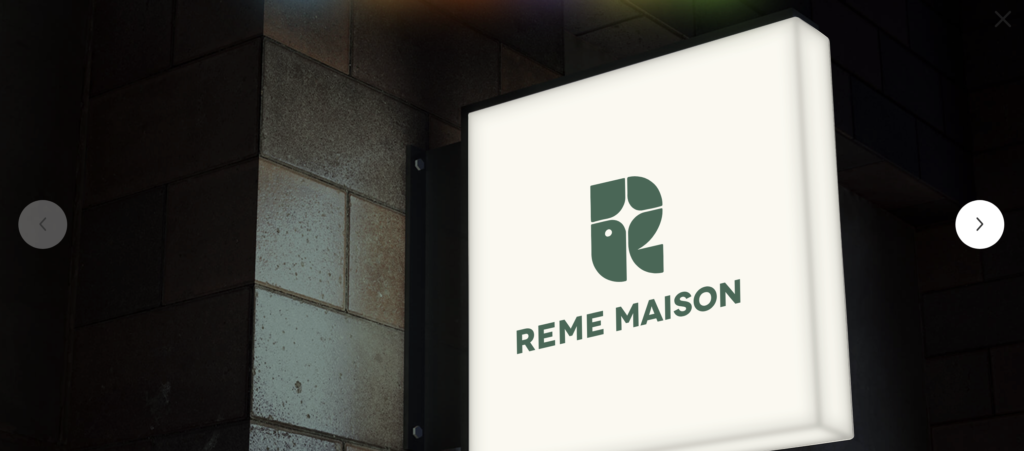 LogoAI 生成的 Reme Maison logo 範例三